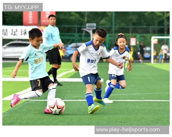 精彩瞬间尽在足球赛事图片中捕捉激情与荣耀的完美结合